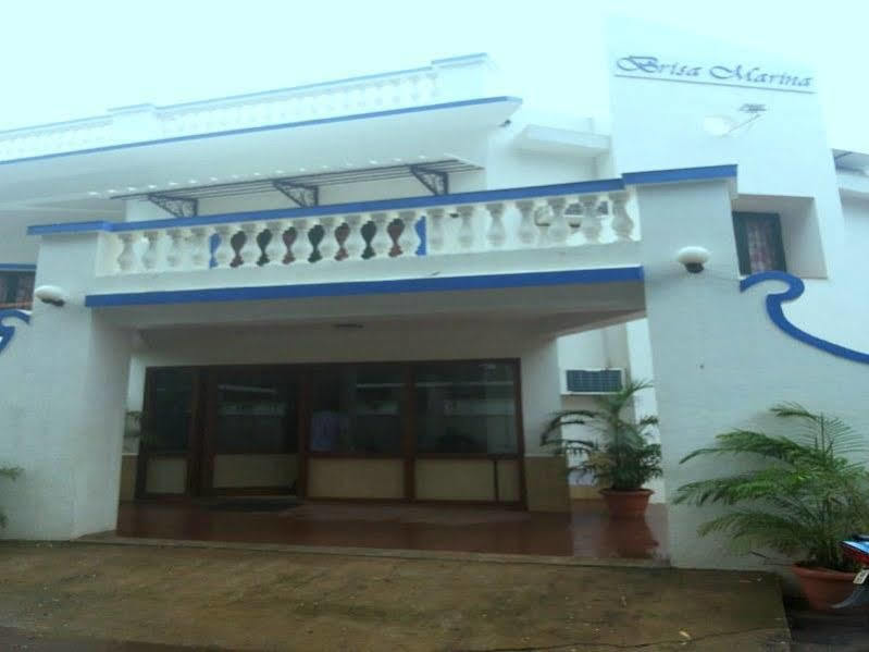 Hotel Brisa Marina Caranzalem Esterno foto